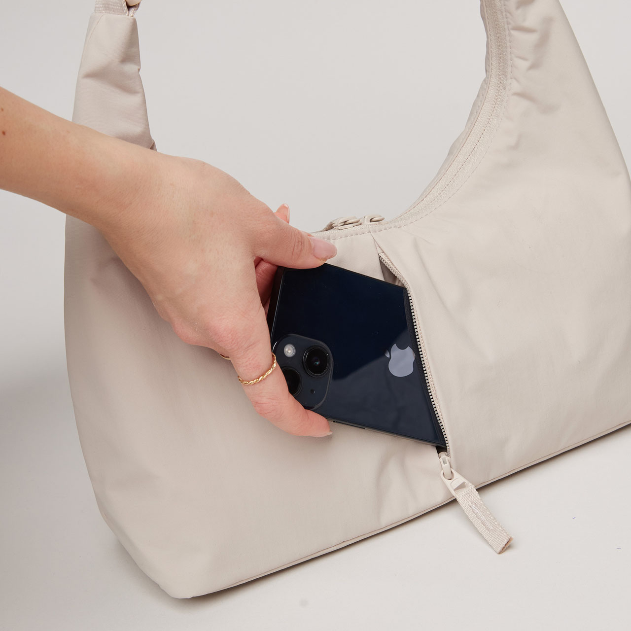 GOT BAG T-shape bag mini soft shell mono Aussenfach