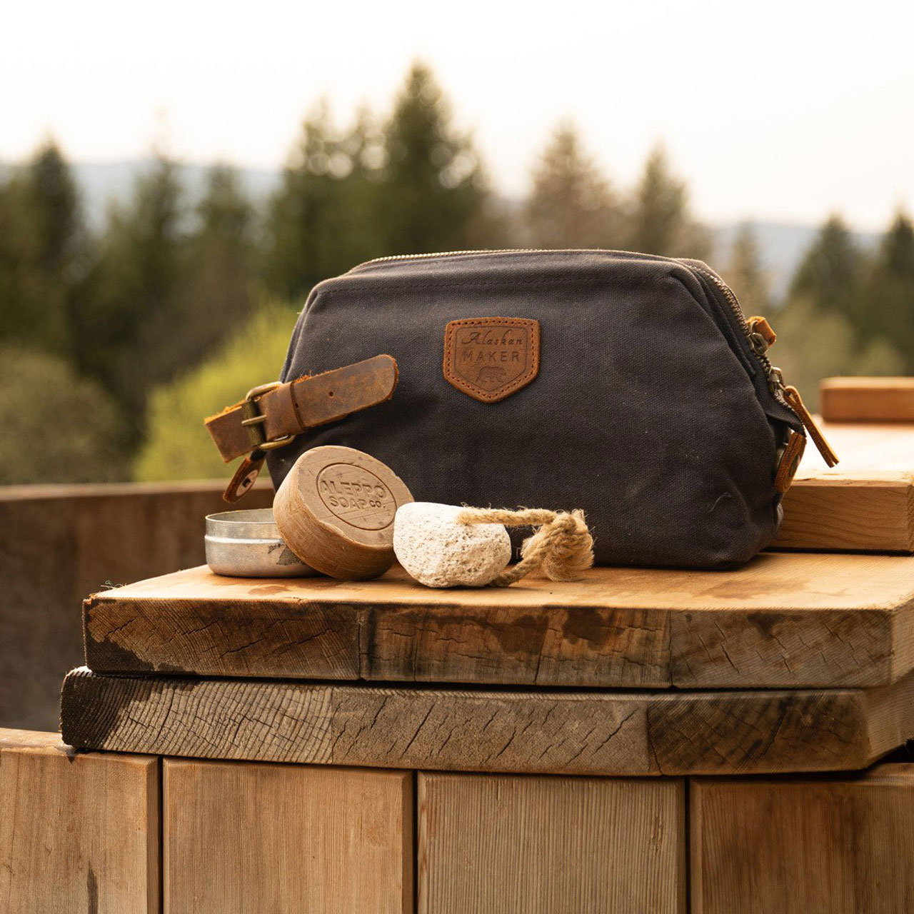 Alaskan Maker Necessaire K2 black Szene