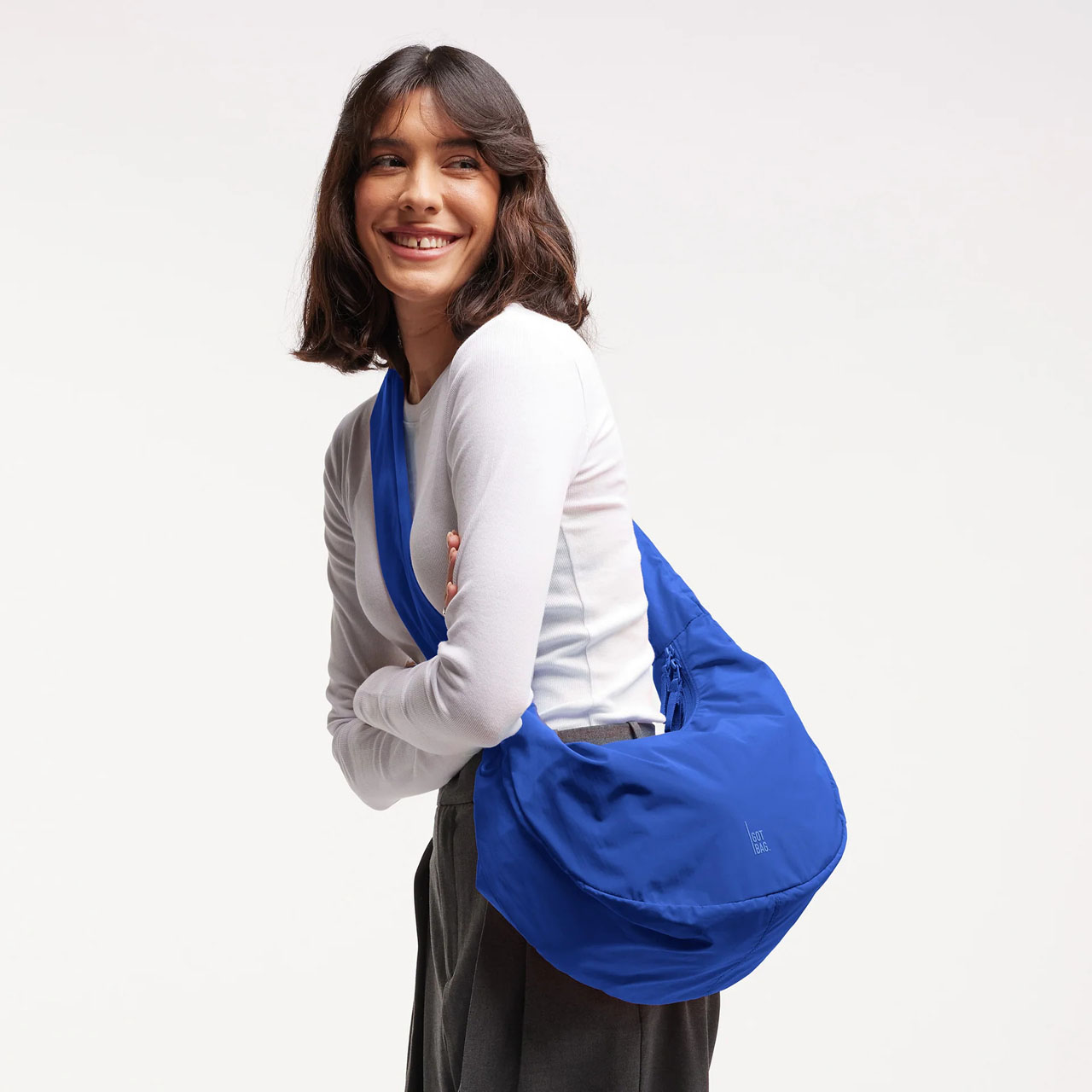 GOT BAG Moon Bag ruffle cobalt